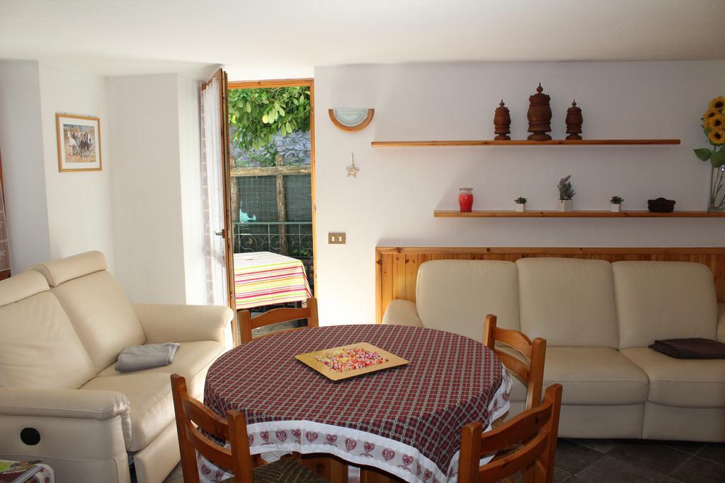 In Perfetto Stile Valdostano Apartment Saint-Vincent Exterior foto