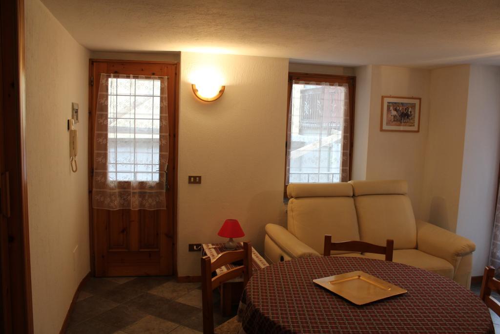 In Perfetto Stile Valdostano Apartment Saint-Vincent Exterior foto