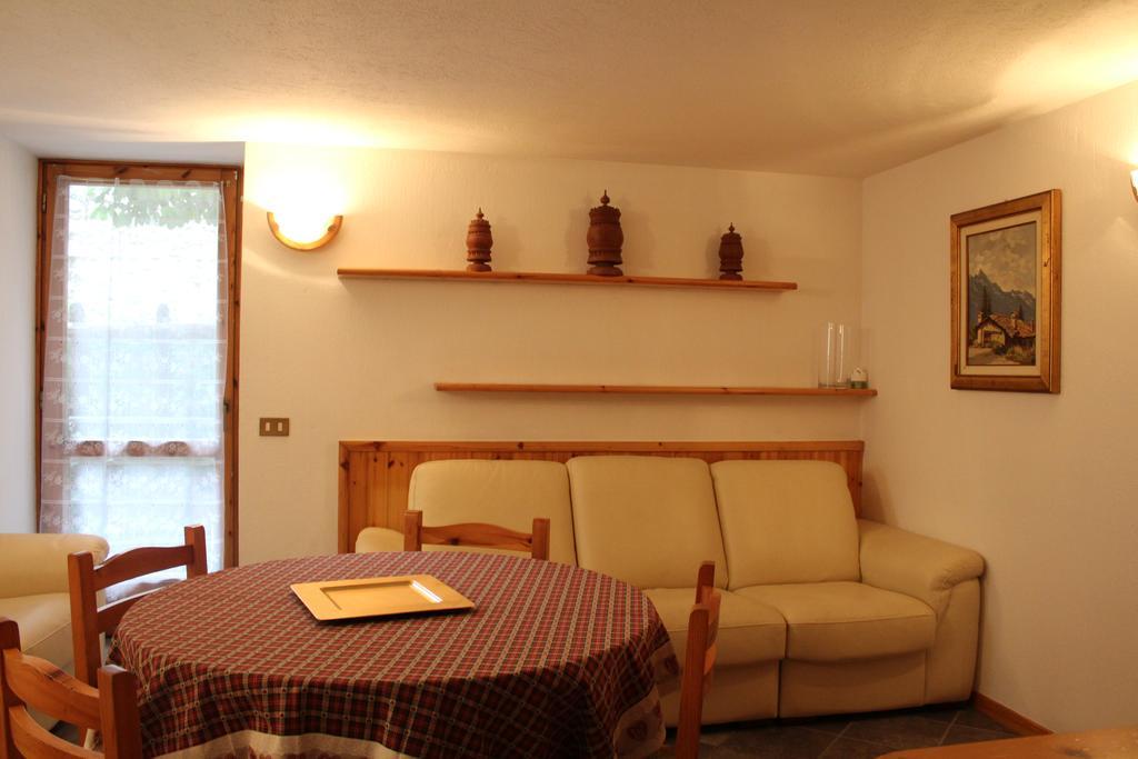 In Perfetto Stile Valdostano Apartment Saint-Vincent Exterior foto