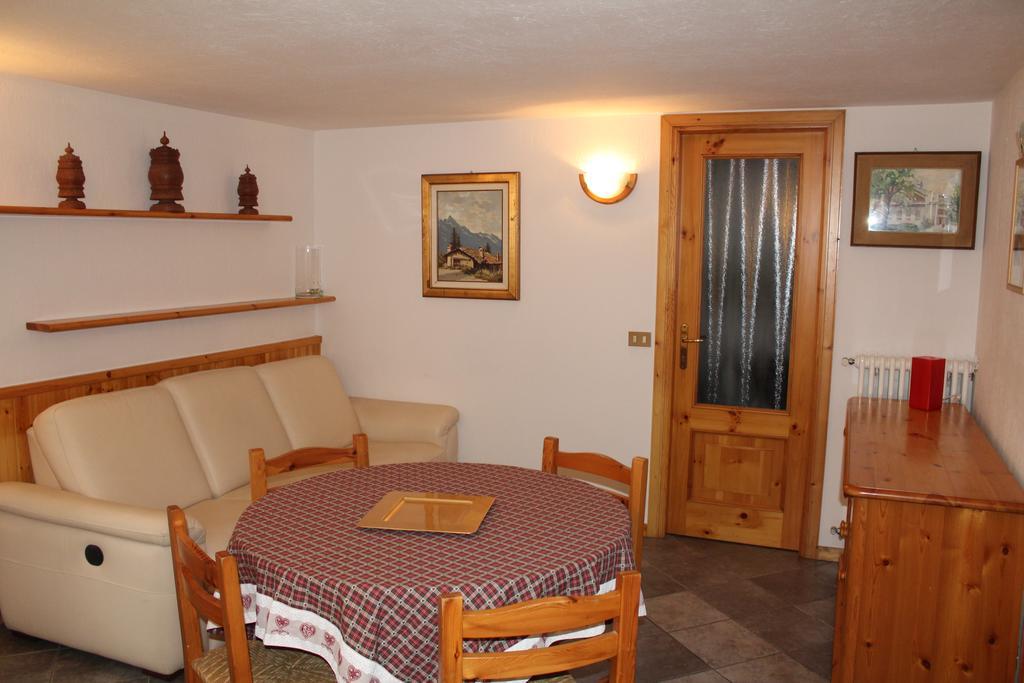In Perfetto Stile Valdostano Apartment Saint-Vincent Exterior foto